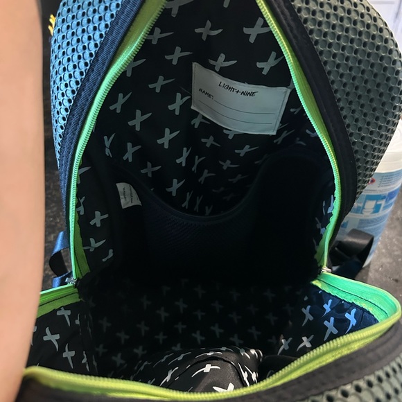 Light + Nine back pack. - Picture 4 of 4